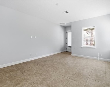 13026 Stoddart Avenue - Photo Thumbnail 8