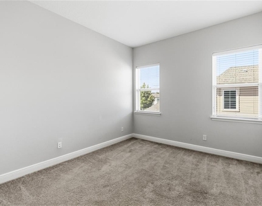 13026 Stoddart Avenue - Photo Thumbnail 31