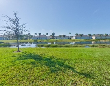 9120 Aegean Circle - Photo Thumbnail 15