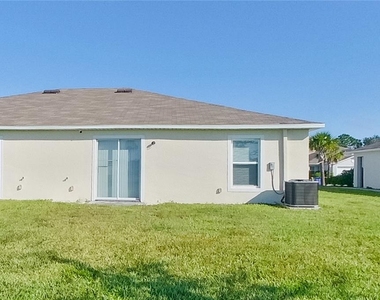 9120 Aegean Circle - Photo Thumbnail 16