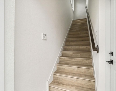 8274 R Nemours Parkway - Photo Thumbnail 2