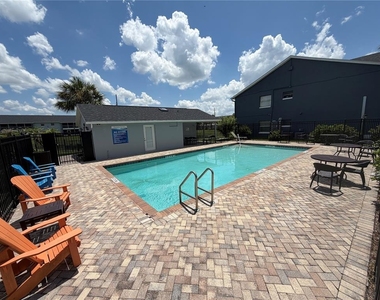 4160 Pershing Pointe Place - Photo Thumbnail 15