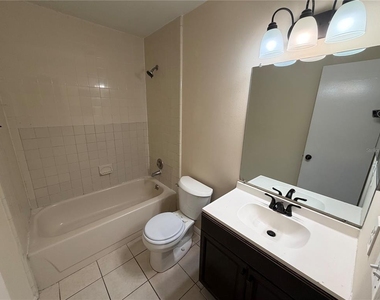 11608 Anjali Court - Photo Thumbnail 9