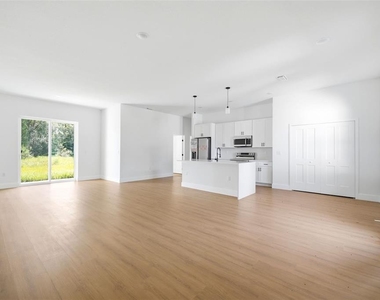 16835 Sw 17th Terrace - Photo Thumbnail 11