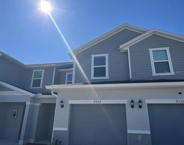 9324 Westside Hills Drive - Photo Thumbnail 13