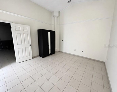 815 Delfino Place - Photo Thumbnail 10