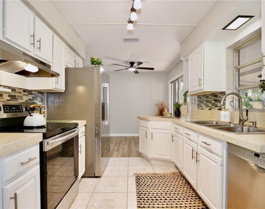 2914 Lando Lane - Photo Thumbnail 13