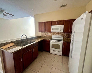6112 Chapledale Drive - Photo Thumbnail 9