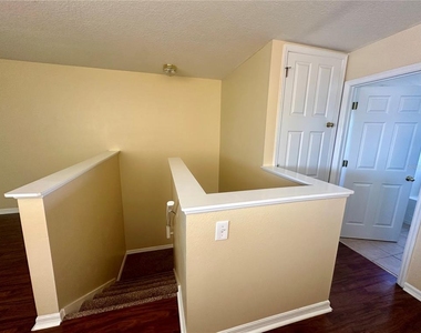 6112 Chapledale Drive - Photo Thumbnail 24