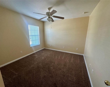 6112 Chapledale Drive - Photo Thumbnail 22