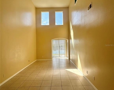 6112 Chapledale Drive - Photo Thumbnail 12