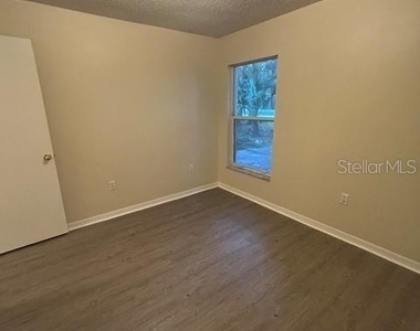 816 Shell Lane - Photo Thumbnail 12