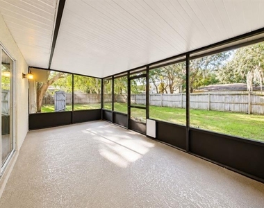 127 Titan Drive - Photo Thumbnail 9