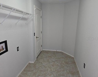 2235 Lakeridge Drive - Photo Thumbnail 15