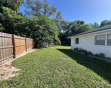 1238 Woodmere Dr - Photo Thumbnail 6