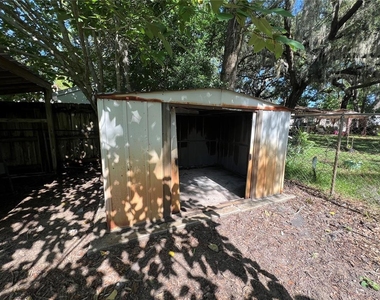 1238 Woodmere Dr - Photo Thumbnail 8