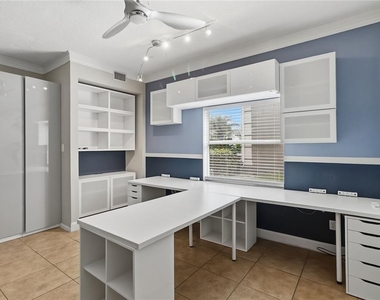 2226 Westbourne Drive - Photo Thumbnail 15
