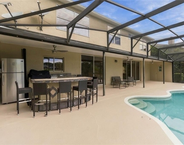 2226 Westbourne Drive - Photo Thumbnail 32