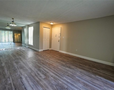 512 Orange Drive - Photo Thumbnail 5