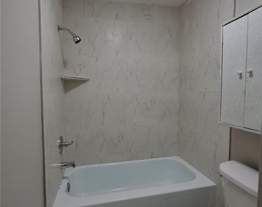 512 Orange Drive - Photo Thumbnail 12