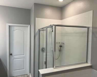 393 Evertree Loop - Photo Thumbnail 17