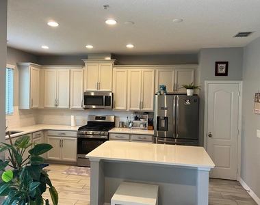 393 Evertree Loop - Photo Thumbnail 7