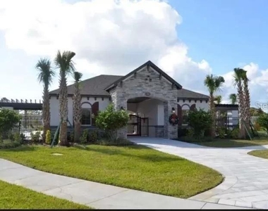 393 Evertree Loop - Photo Thumbnail 32