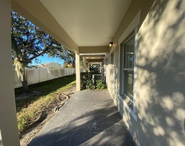 2076 Cypress Bay Boulevard - Photo Thumbnail 26
