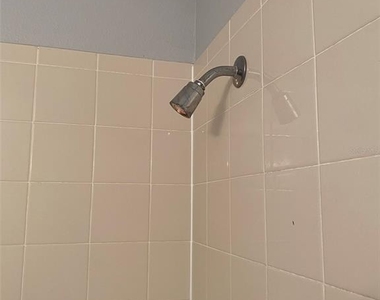 2076 Cypress Bay Boulevard - Photo Thumbnail 20