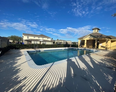 2076 Cypress Bay Boulevard - Photo Thumbnail 33