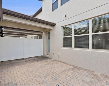 7260 Duxbury Ln - Photo Thumbnail 19