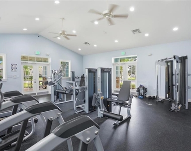 7260 Duxbury Ln - Photo Thumbnail 27