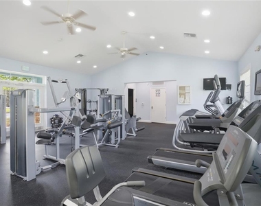 7260 Duxbury Ln - Photo Thumbnail 26