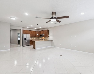 7260 Duxbury Ln - Photo Thumbnail 2