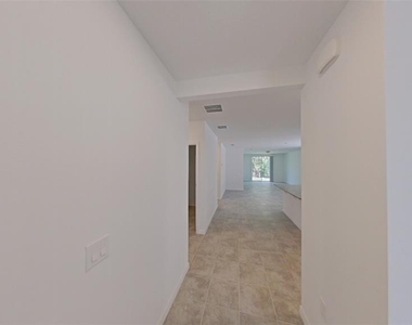 2404 White Tail Street - Photo Thumbnail 2