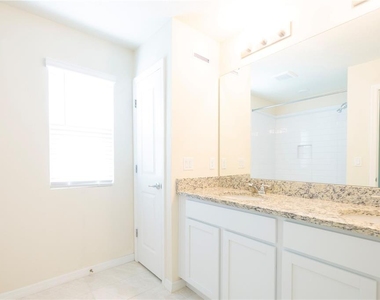 4609 Sparkling Shell Avenue - Photo Thumbnail 58