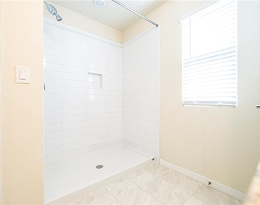 4609 Sparkling Shell Avenue - Photo Thumbnail 59