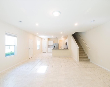 4609 Sparkling Shell Avenue - Photo Thumbnail 30