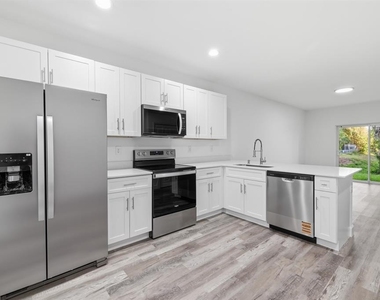 9275 Anita Avenue - Photo Thumbnail 7