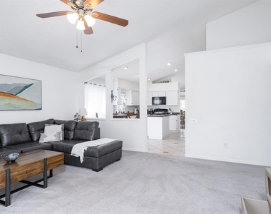 254 Oak Park Place - Photo Thumbnail 18