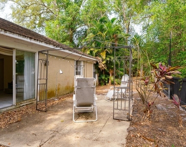 254 Oak Park Place - Photo Thumbnail 25
