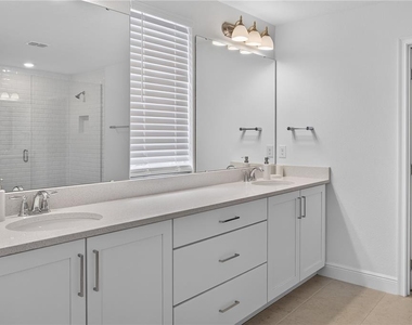 2254 Lost Horizon Way - Photo Thumbnail 30