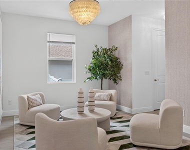 2254 Lost Horizon Way - Photo Thumbnail 4
