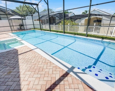 8065 Indian Creek Boulevard - Photo Thumbnail 10