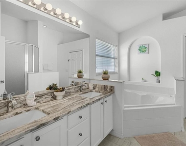 8065 Indian Creek Boulevard - Photo Thumbnail 5