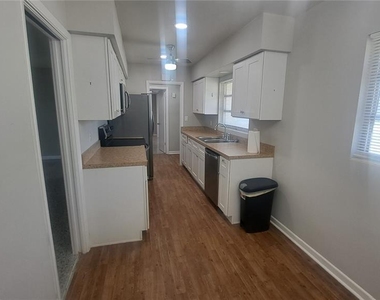 5329 Satel Drive - Photo Thumbnail 4