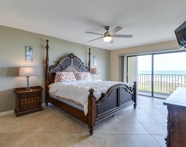 555 Harrison Avenue - Photo Thumbnail 8