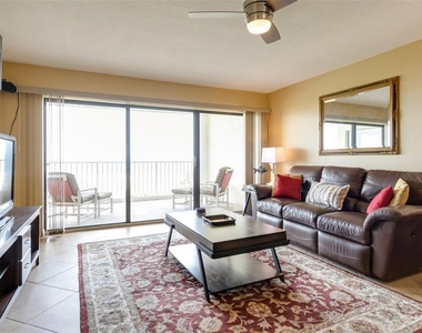 555 Harrison Avenue - Photo Thumbnail 3