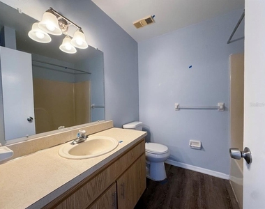 1054 Mollie Lane - Photo Thumbnail 5