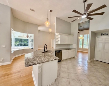 63 Bay Lake Drive - Photo Thumbnail 3